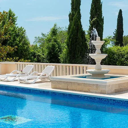 Beautiful La Dubrovnik With Sea View Trsteno